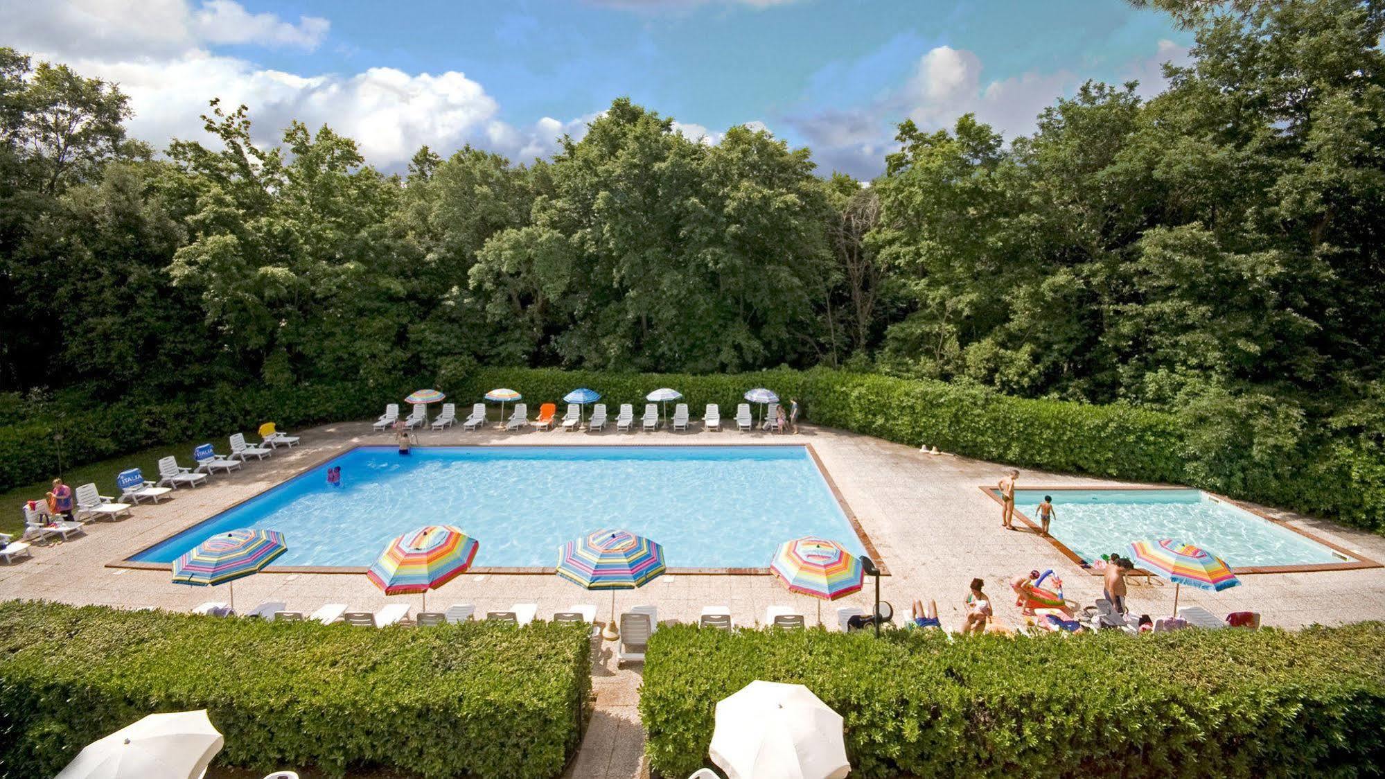 Residence Ristorante Il Paradiso Guardistallo Buitenkant foto